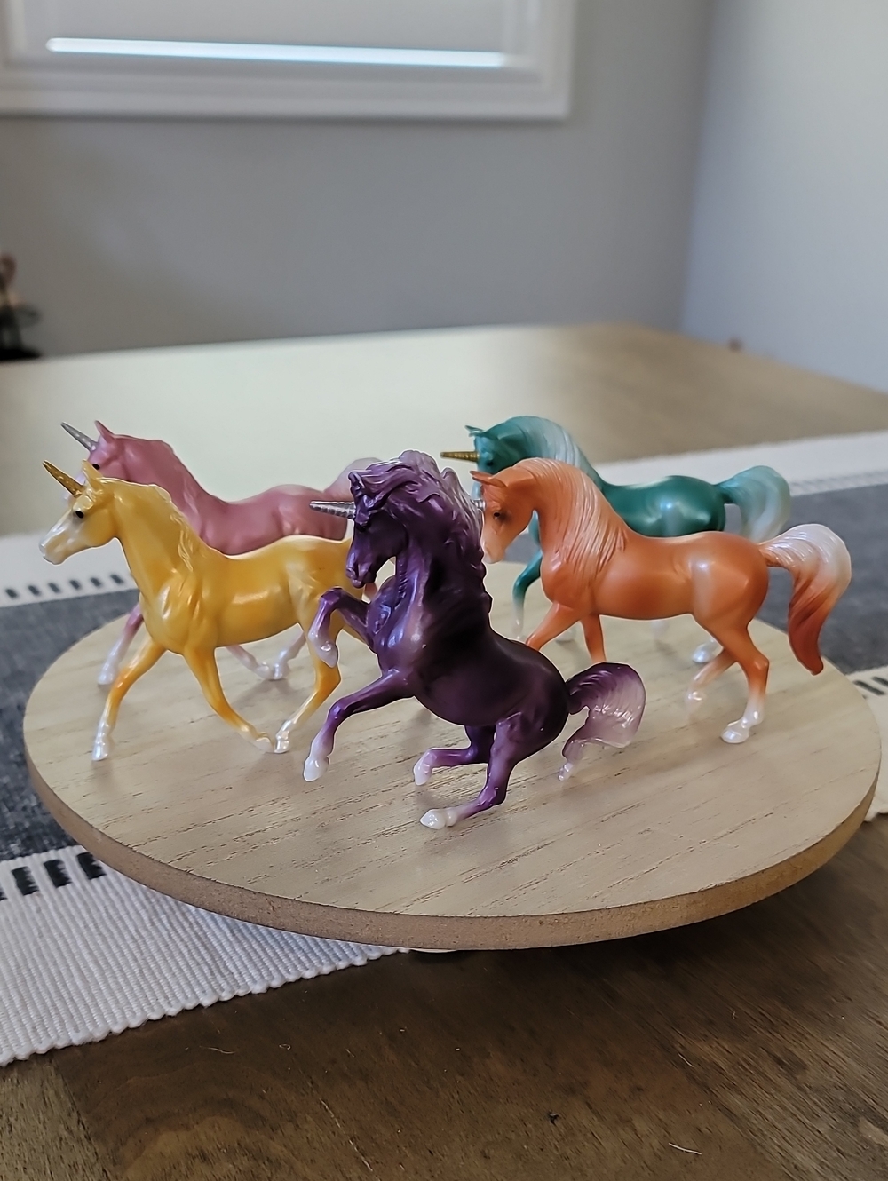 Breyer Stablemates Chasing Rainbows Series 2 Unicorn Lot Of 5